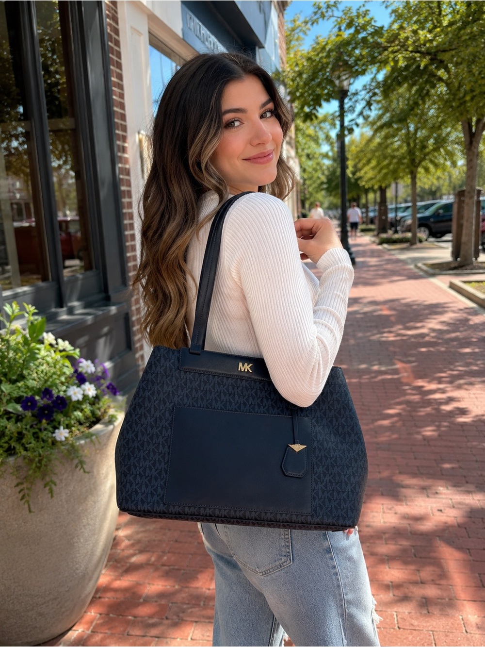 Michael Kors Meredith Medium Bonded Tote NWT Navy Signature Logo Bag